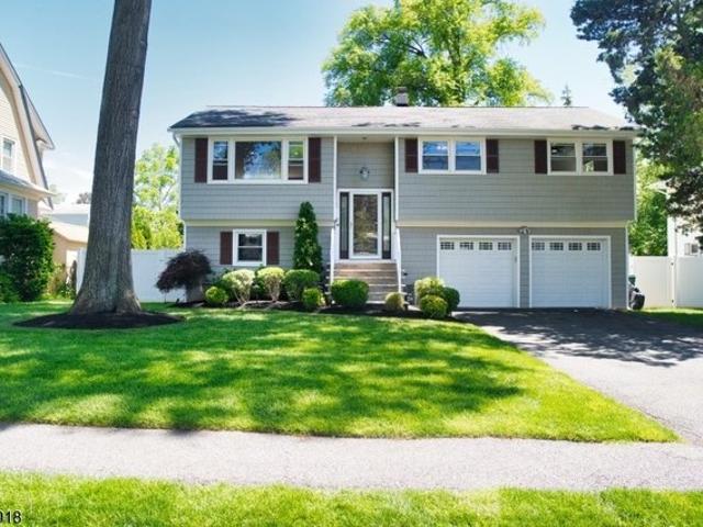 House for sale in Fanwood, New Jersey