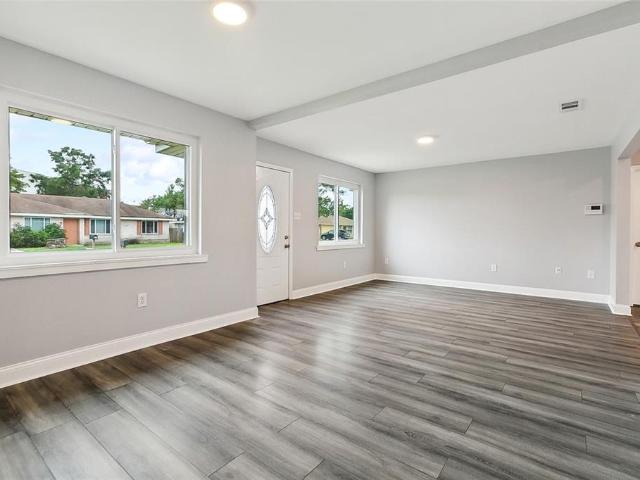 House for sale in Violet House for sale in Violet