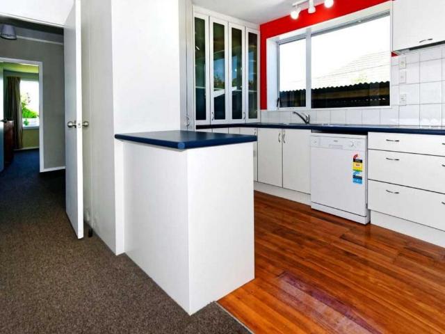 House for rent in Chaslands, Canterbury