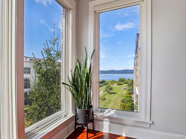 Condo for sale in Tarrytown, New York