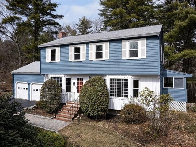 House for sale in Medfield, Massachusetts