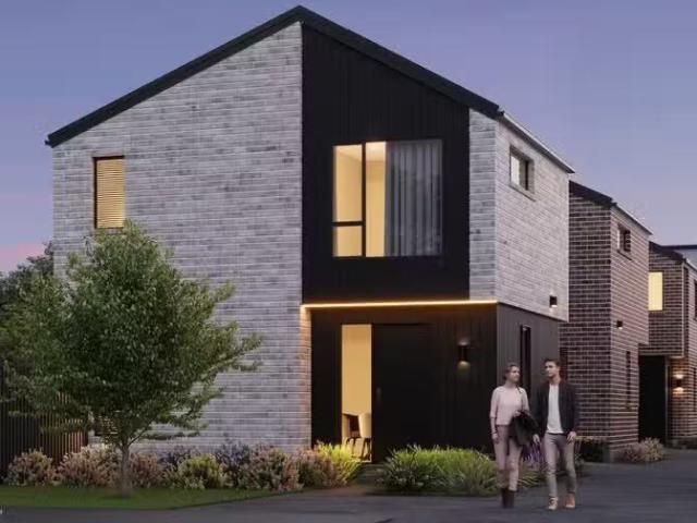 House for sale in Chaslands, Canterbury