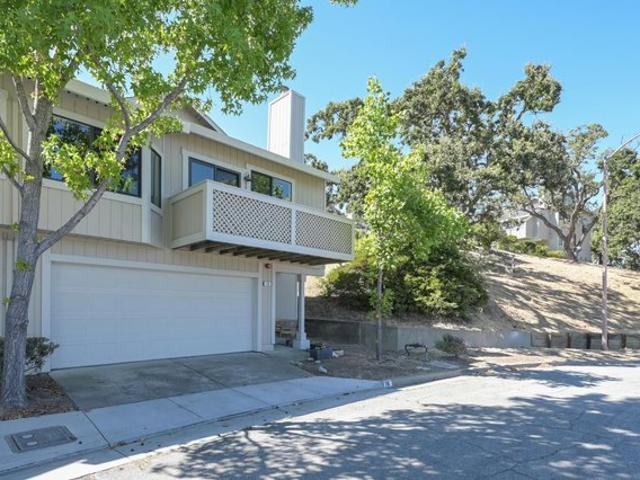 Townhouse for sale in Novato, California