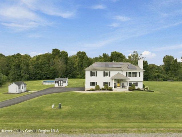 House for sale in Modena, New York
