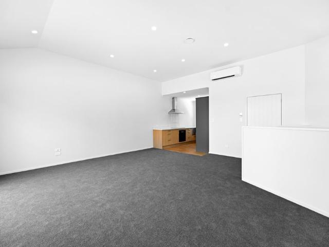 Townhouse for rent in Hamilton Central, Hamilton City