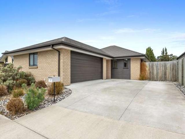 House for sale in Woodend, Canterbury