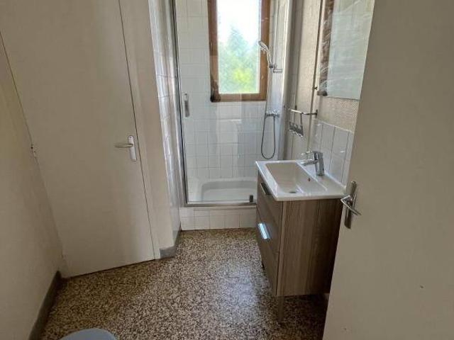 Studio location à rue de la République, Orléans