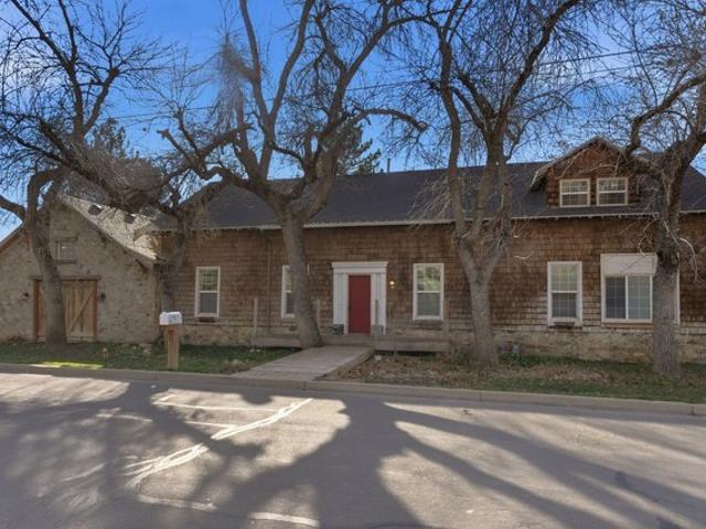 House for sale in Centerville, Utah