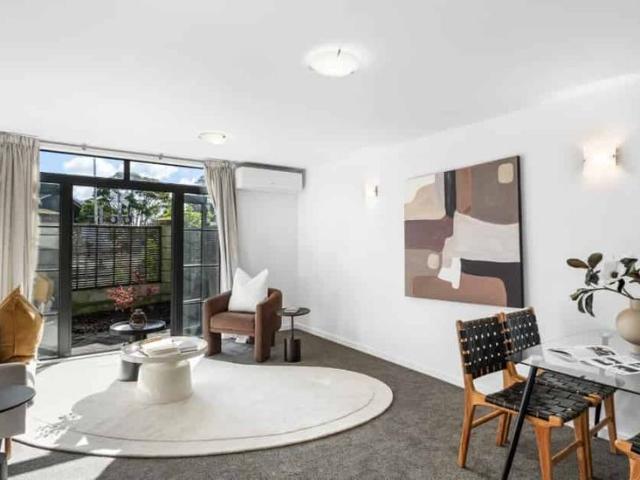 Townhouse for rent in Avondale, Oroua County