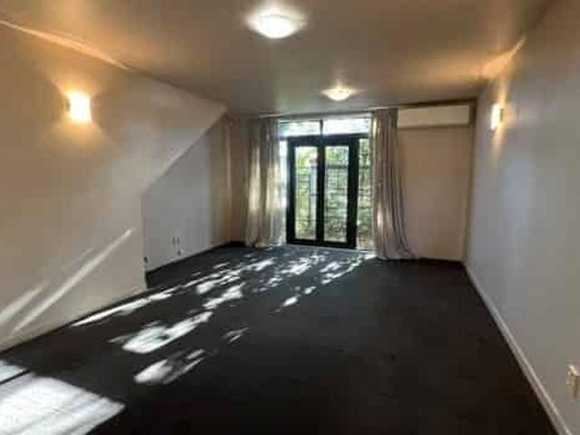 Townhouse for rent in Avondale