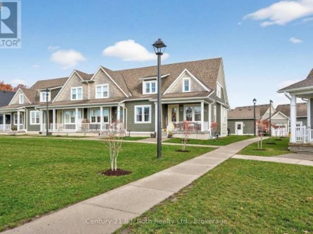 Townhouse for sale in Midland, Ontario