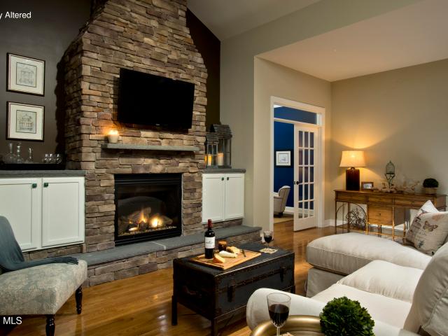 House for sale in Saratoga, New York