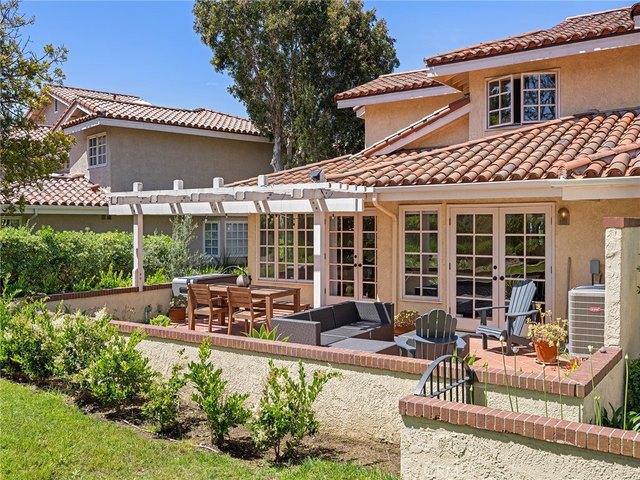 Townhouse for sale in Manhattan Beach, California