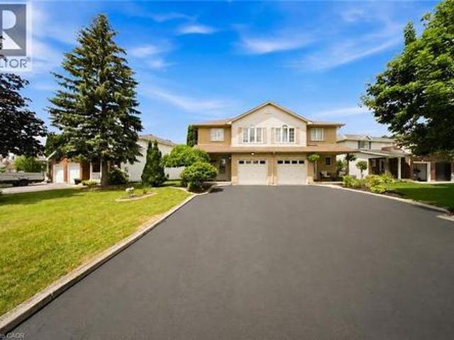 House for sale in Caledonia, Ontario