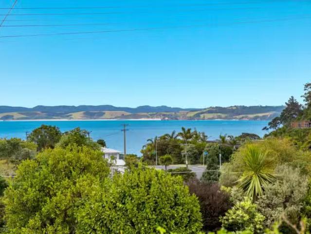 House for sale in Auckland, Oroua County