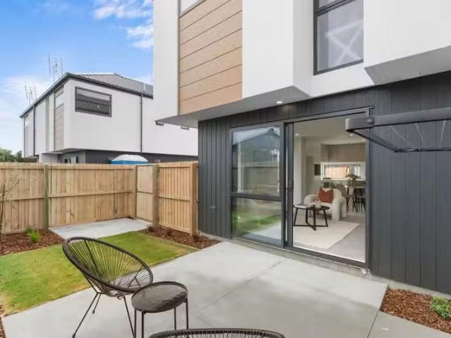 House for sale in Heathcote, Canterbury