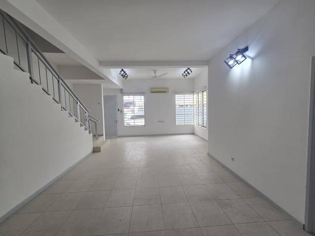 Terraced House for rent in Petaling, Subang Jaya