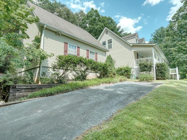 House for sale in Blairsville, Georgia