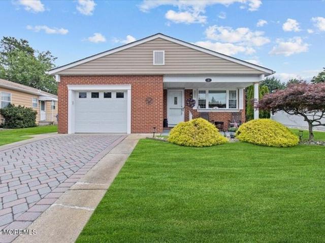 House for sale in Berkeley Heights, New Jersey