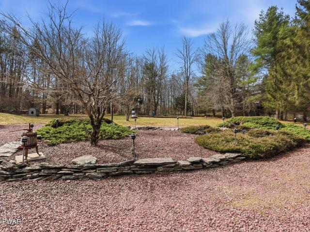 House for sale in Hamlin, Pennsylvania