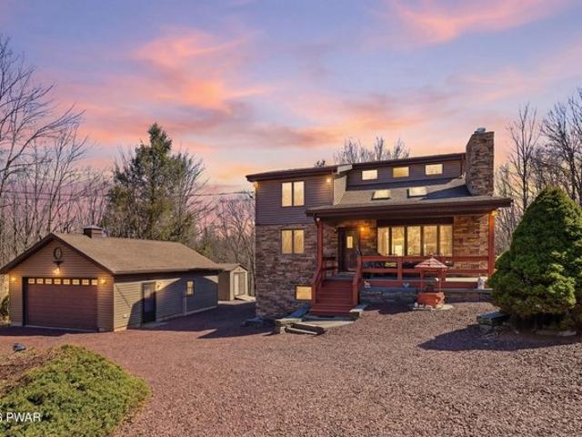 House for sale in Lake Ariel, Pennsylvania