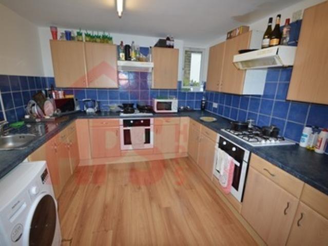 House for rent in Beckett Park, Headingley