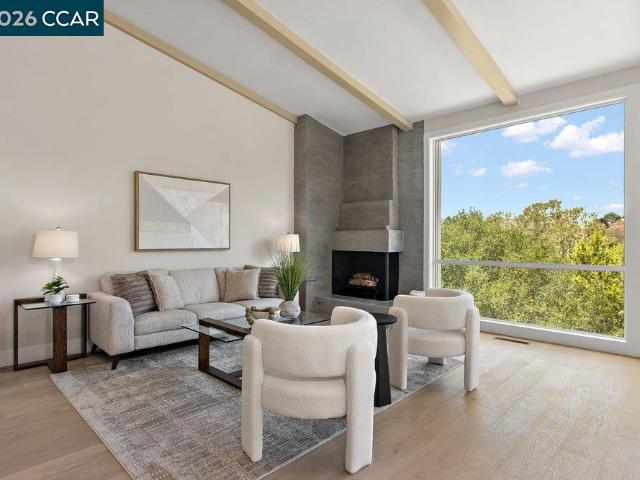 House for sale in Orinda, California