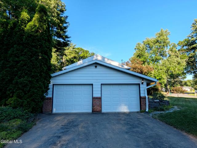 House for sale in Saratoga, New York