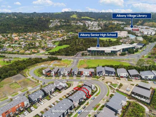 Townhouse for sale in Paremoremo