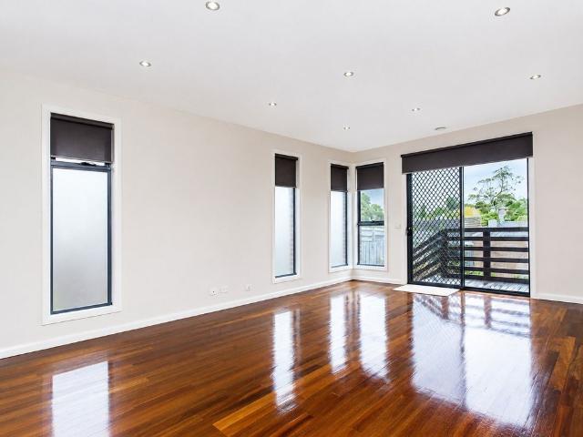 Townhouse for rent in Camerons Creek, Victoria