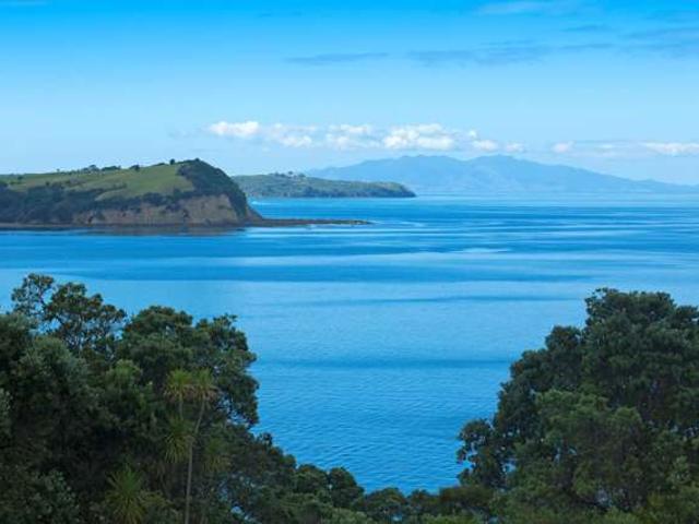 House for sale in Whangaparaoa