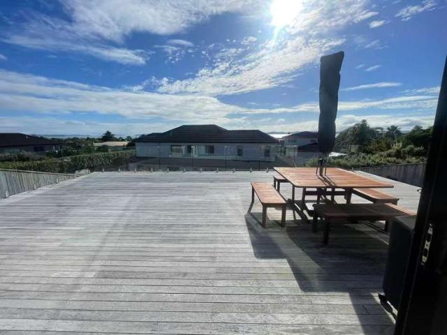 House for rent in Beachlands