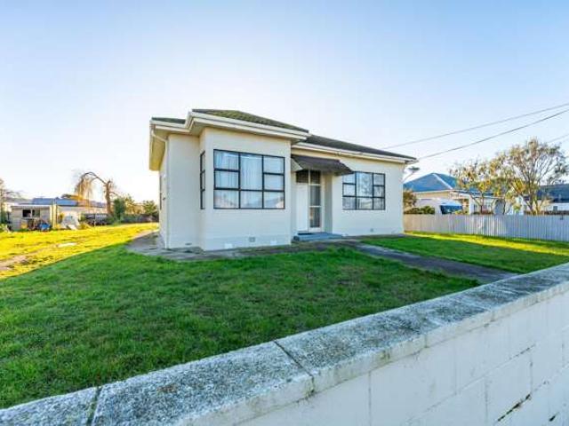 House for rent in Otakou