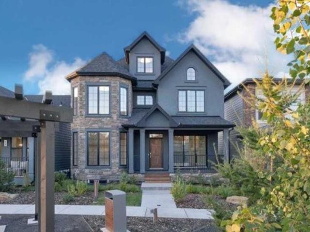 Condo for sale in Northwest, Alberta