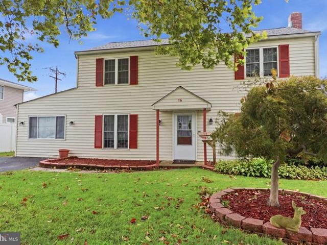 House for sale in Levittown, Bristol Township
