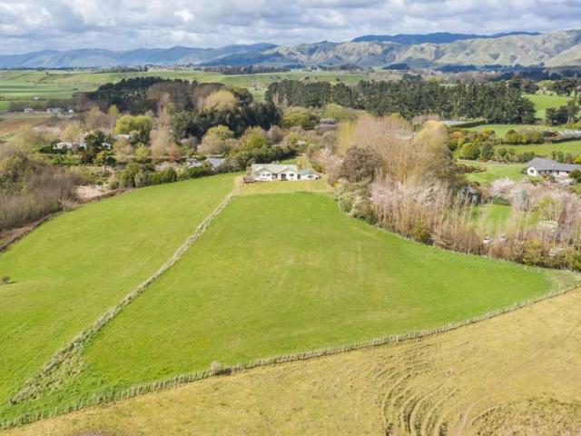 Property for sale in Koputaroa, Horowhenua District
