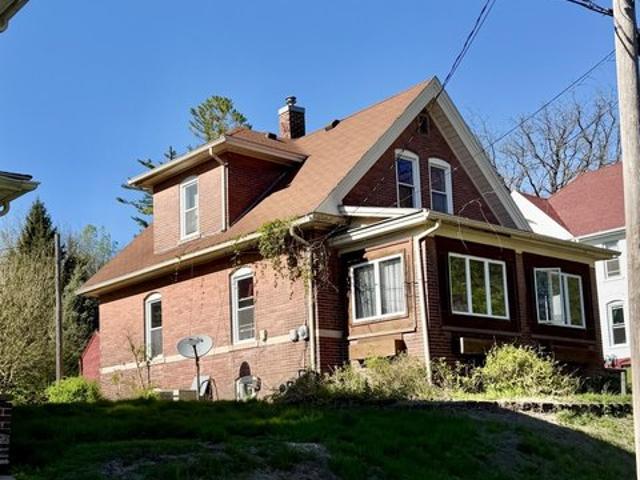 House for sale in Savanna, Illinois