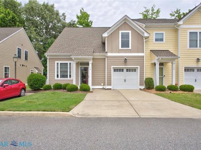 Townhouse for sale in Virginia