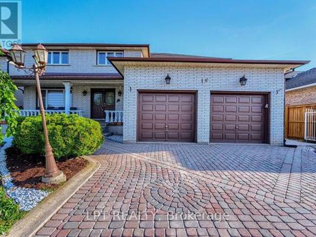 House for sale in Ancaster, Ontario