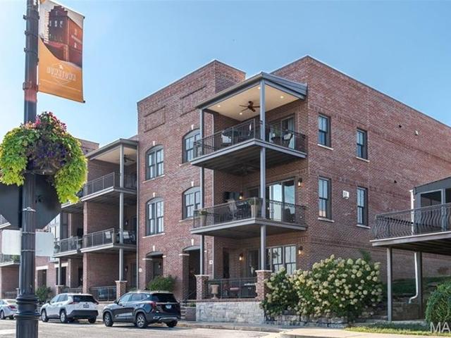 Townhouse for sale in Washington, Missouri
