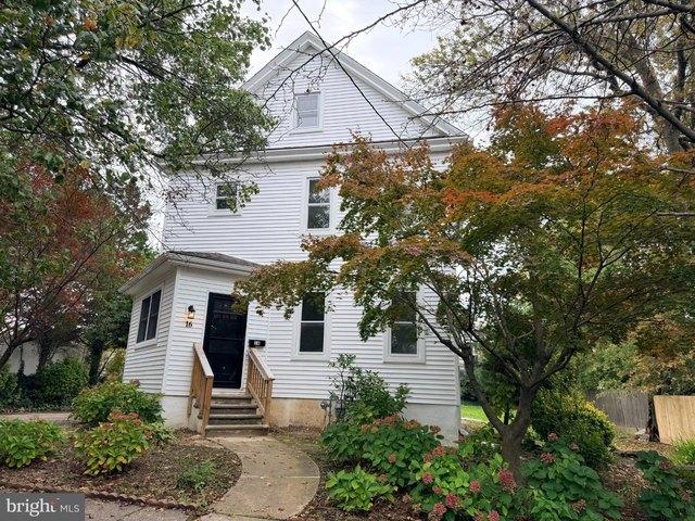 House for sale in Oaklyn, Camden County