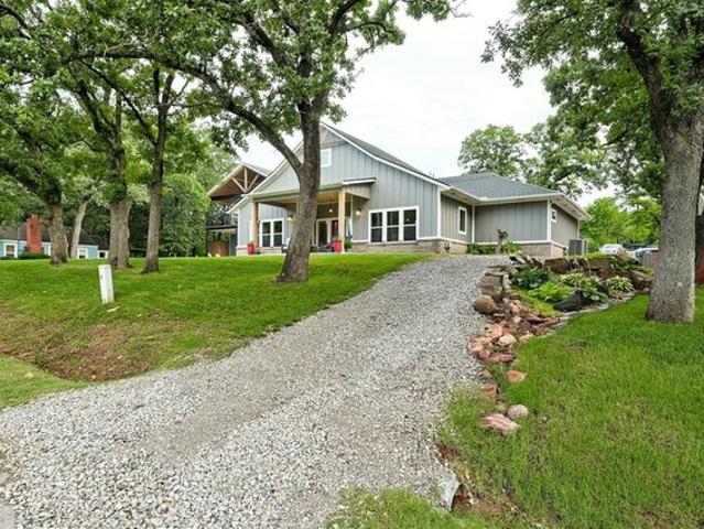 House for sale in Arcadia, Oklahoma