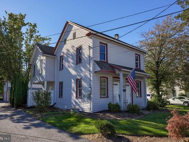 House for sale in Leola, Upper Leacock Township