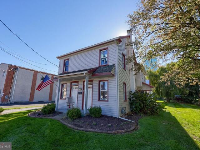 House for sale in Leola, Upper Leacock Township