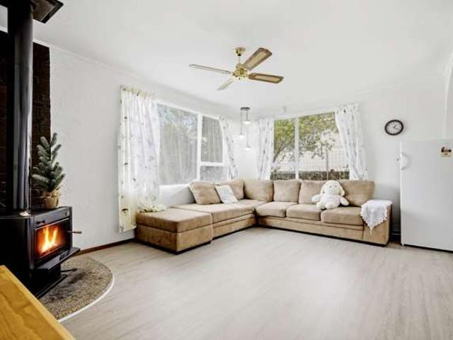 House for sale in Wairau Valley
