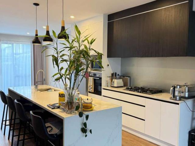Townhouse for rent in Paremoremo