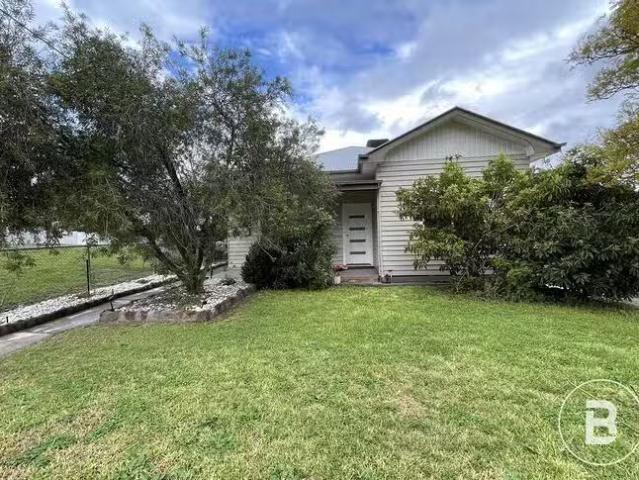 House for rent in Alma, Victoria
