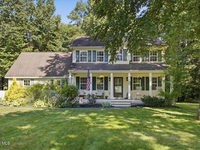 House for sale in Saratoga, New York