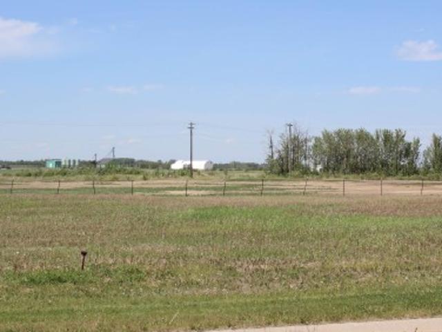 Land for sale in Mundare, Alberta
