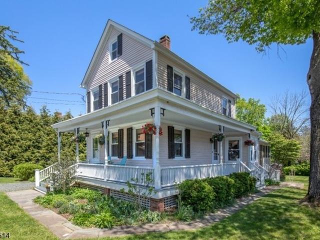 House for sale in Oldwick, Tewksbury Township